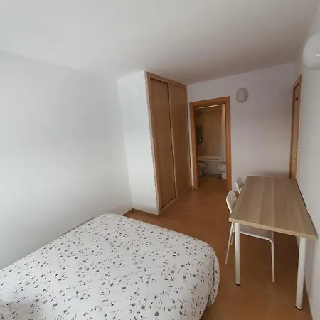 Guest house Roseville *