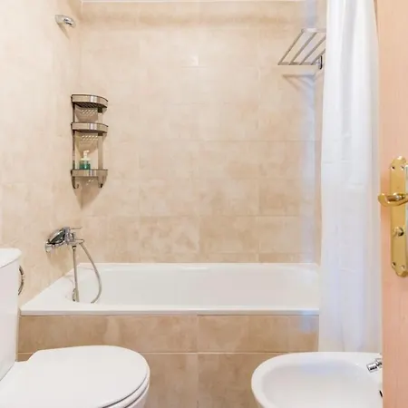 Guest house Roseville