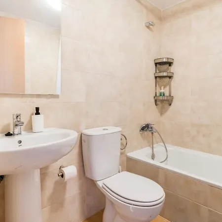 Roseville Guest house